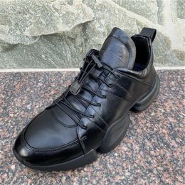 Chaussures décontractées True Vérite en cuir hommes Trekking Athletic Luxury Running Jogging Jogging Sneakers épais semets originaux Cowhide Sports