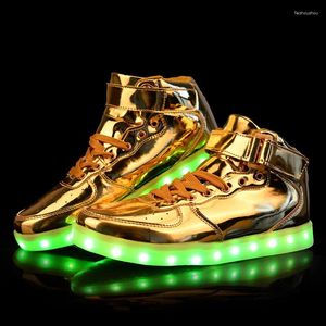 Chaussures décontractées Trump a mené Light Up for Men High Top Sneakers USB RECHARGING FEMMES BLAINS LUMINENTS DE FLIGNE