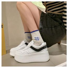 Casual schoenen Ultra licht dikke dikke zool echt lederen puur wit veelzijdige hoogte toenemende sportplatform zapatos para mujeres