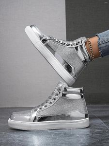 Casual schoenen unisex lakleer pailletten metallic front strappy high-top sneakers voor stijlvolle paren buiten plat