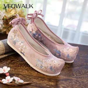 Chaussures décontractées veowalk Femmes d'hiver Tissu de coton Hanfu avec une brouillard en fausse fourrure chaude