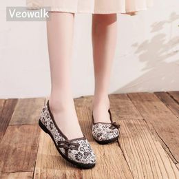 Chaussures décontractées veowalk Femmes Floral imprimées en tissu de bollet de tissu avec un fond doux et confortable sur des ballerines de dames plates