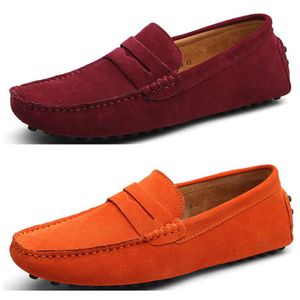 Chaussures décontractées polyvalentes en cuir véritable haricot kaki or chaussures pour hommes été nouvelles chaussures en cuir décontractées coréennes chaussures respirantes et paresseuses suivez la tendance des chaussures pour hommes