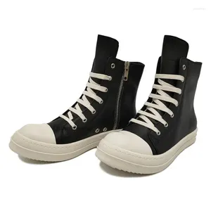 Zapatos informales de diseño Vintage para hombre, zapatillas gruesas vulcanizadas de cuero negro con plataforma alta a la moda, entrenador masculino