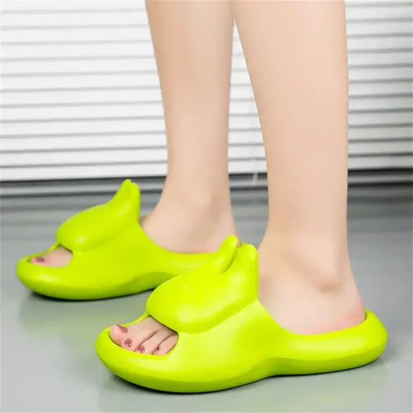 Chaussures décontractées vert d'eau fond souple anti-dérapant bain pantoufle sandales femme été basket-ball Tennis baskets Sport à l'étranger YDX1