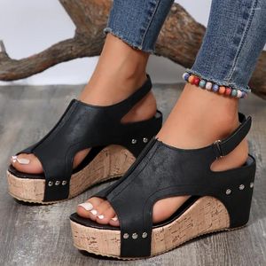 Chaussures décontractées sandales à talons compensés femmes mode d'été élégant antidérapant plate-forme talons semelle en caoutchouc boucle Peep orteil romain