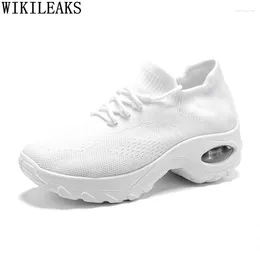 Chaussures décontractées plate-forme blanche baskets femmes Black hauteur augmentant chaussette de femme pour 2024 Yellow Sport Zapatos