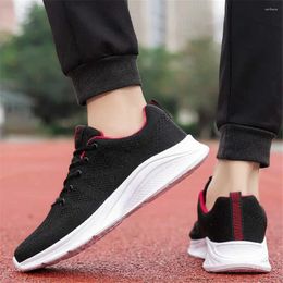 Chaussures décontractées semelles blanches bicolor marques hommes vulcanize street fashion baskets vip sports rétro krasovki cosplay coureur 2024