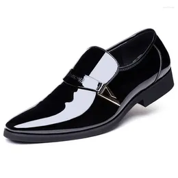 Casual schoenen Winterlaarzen Heren Zwart Slip op Loafers Men Leather Fashion Snow Designer Buty Meskie
