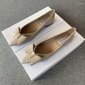 Casual schoenen met boog lage hak elegante vrouw schoenen