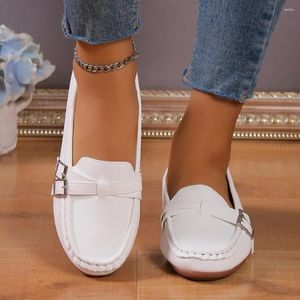 Chaussures décontractées Femmes 2024 Spring Automne Flat Slips Round Toe Modafers Plus Size Sneakers Luxury Designer
