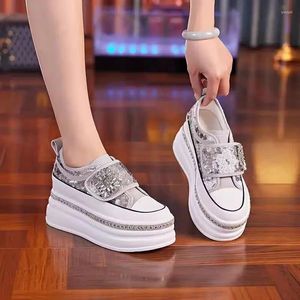 Casual schoenen dames 8cm platform openlucht Rhinestone Shine Decoration Sneakers Lace Walking Sport Ademend dikke bodem