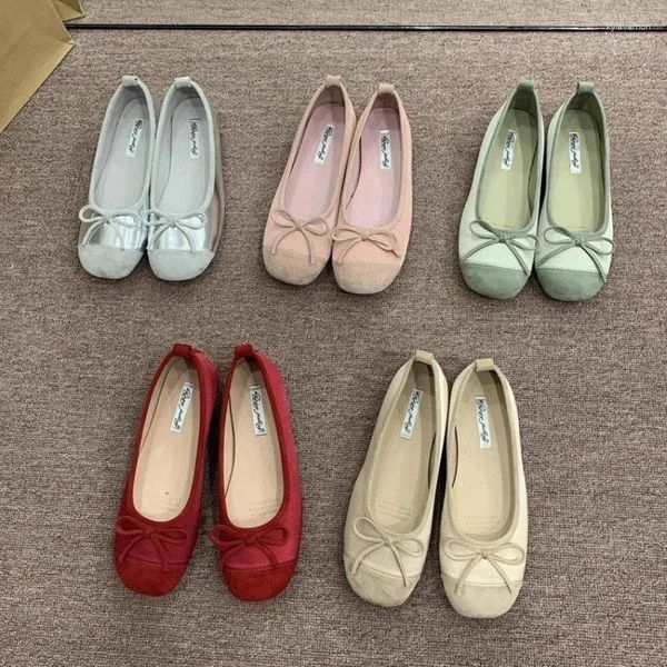 Chaussures décontractées Femmes Ballet Dance Flats printemps Marie Janes Sandals Designer Lolita Robe Femelle Soft Sved Silver