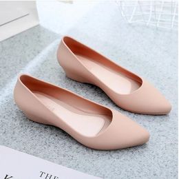 Zapatos casuales para mujeres Candy Color Ballet Flats White Wedding Woman Patent Slip on Zapatos Mujer Damas Zapatos en el barco224