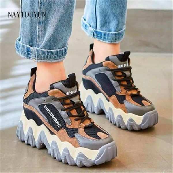 Chaussures décontractées Femmes Cow Leather Fashion Sneakers Platform Plateforme coin de talon High Talon Botkle Boots Hauteur Augmenter Oxfords Lace Ups Party