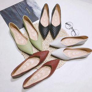 Chaussures décontractées Femmes Flat Ballet Ballet Green Zapatos Planos de Mujer Points de couleur de couleur unie plus taille 44 45 46