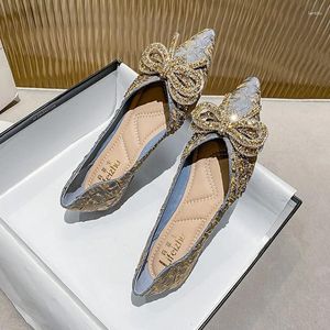 Zapatos informales para Mujer, planos, elegantes, a la moda, Ballet, cristal ostentoso, pajarita, zapatos planos con punta estrecha