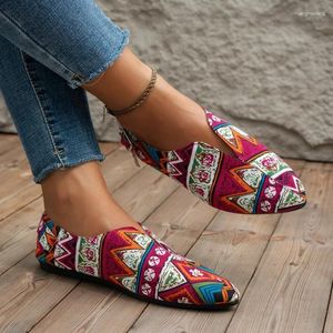 Zapatos casuales para mujeres pisos 2024 moda de verano zapatillas transpirables resbalones de luz en las mocasines Zapatillas Mujer