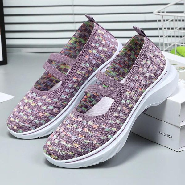 Chaussures décontractées Femmes Girls Running Sneakers Ladies Sport Walking Falle Falle Flats Mesh Tissu Plateforme Old