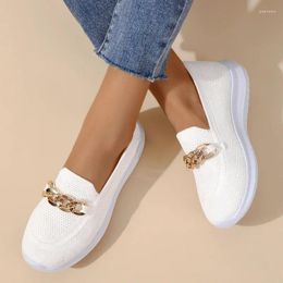 Casual schoenen vrouwen mesh ademende sneakers licht slip op platte dames massieve kleur ketting loafers zapatillas mujer