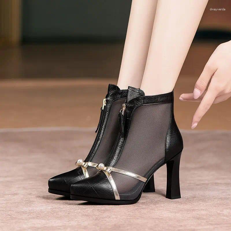 Повседневная обувь женщин сетчание высокие каблуки 2024 Женская мода заостренные сапоги с лодыжкой тонкие сандалии на молнии.