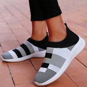 Chaussures décontractées femmes mélange couleur été baskets élastique respirer Sport Sneaker femme plat Sport Tennis pour dame