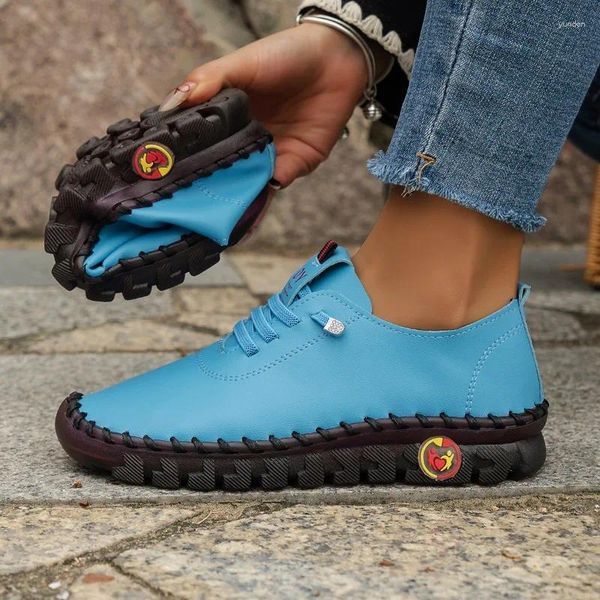 Zapatos casuales para mujeres mocasines de cuero PU para un resbalón cómodo en los pisos de costura a mano hilo ligero de mamá Zapatillas de Mujer