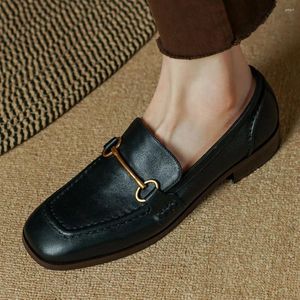 Mocassins plats à enfiler en cuir de vache pour femmes, chaussures décontractées, bout carré, boucle en métal, mocassins féminins de haute qualité, quotidien pour femme 40