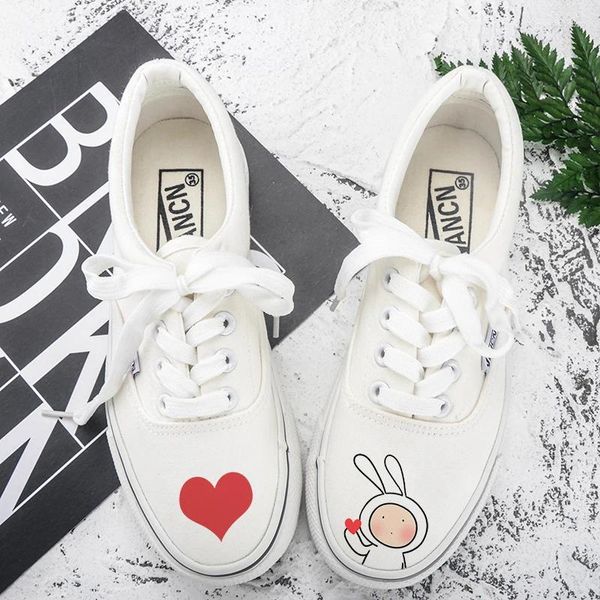 Zapatos casuales de mujer Pinturas pintadas a mano lienzo Harajuku Ulzzang Pombas de verano blanco