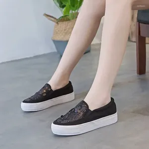 Casual schoenen dames high op platform lage slip loafers licht luxe vrouwelijke schoenenschoenen verkoop zomer 2024 stedelijke kwaliteit schoen Koreaans a