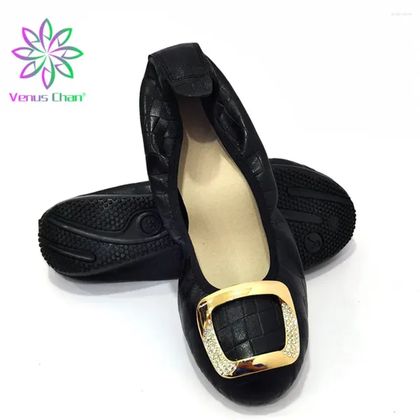 Zapatos casuales Mocasines para mujeres 2024 Spring Wedding Women Larges Tamaño 34-45 Diseño Italia Elegante Lady Party Estríze de verano