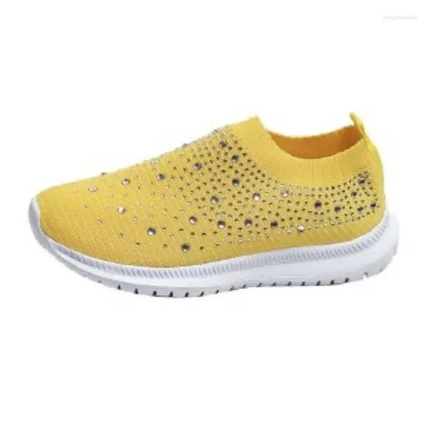 Chaussures décontractées Mesh Walking Walking Hingestone Glitter Slip on Ballroom Jazz Latin Dance Sockers Tennis Tennis Femelle Tricoted Running Shoe