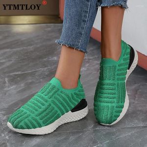 Chaussures décontractées Sneakers pour femmes 2024 Spring Salle Breatping Ladies Slip on Confrous Mome Home Outdoor Femme Sport Sneaker 35-45 Big