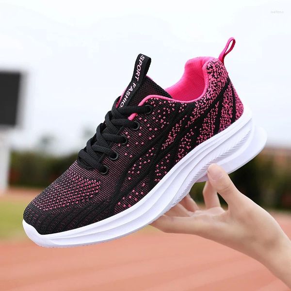 Chaussures décontractées baskets féminines Mesh Girls Spring Sports Athletics Lightweight Running Air Walking Tennis Jogging