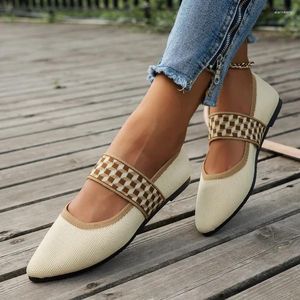 Chaussures décontractées de printemps féminin tricot honnant plat sans glissement à bas niveau de mode pointu pointu de zapatos mujer confortable