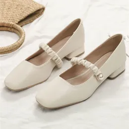 Zapatos casuales calzado de verano para mujeres lolita japonesa lolita para mujer 2024 Mary Jane Pearl Square Heels Toe Low Heel Elegant Gothic Chic