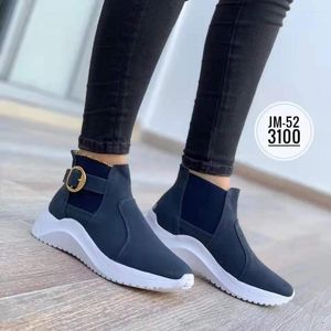 Chaussures décontractées Sneakers d'hiver pour femmes automne haut top vulcanize femmes plats de plate-forme boucle