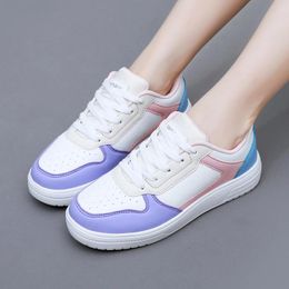 Casual schoenen vrouwen lente multicolour witte 2024 mode sneakers voor buiten wandelende schoeisel maat 35-42