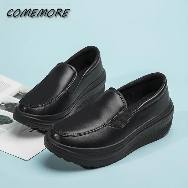 Zapatos casuales Mujeres Primavera Summer Pu Cuero Trabajo de suela suave Femenina Black Plataforma Cuarados Tallones Mujer