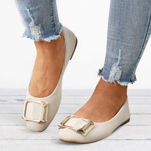 Casual schoenen dames vierkante gesp platte instapper ondiepe mond eenvoudige enkele werkkleding sandalen voor breed