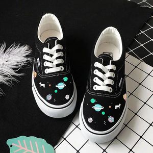 Casual schoenen vrouwen ulzzang Harajuku veelzijdige handgeschilderde canvas Koreaanse stijl flat voor studenten