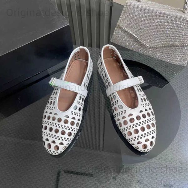 Chaussures décontractées Ballet Womels Flats Spring and Automne Chaussures pour femmes Round Toe Breathable Hollow Shoes Fashion Designer Flats Casual Flats T240419