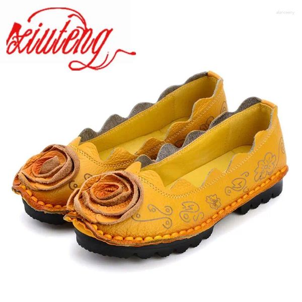 Chaussures décontractées XiUteng 2024 Fleurs plates en cuir authentique à la main