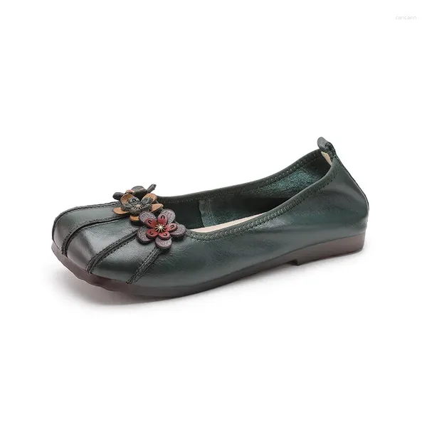 Chaussures décontractées Xiuteng Bouche peu profonde Retro Mother's Soft Bottom Slip on Peas Flat Shoe Handmade Cowhide Fleurs de style ethnique