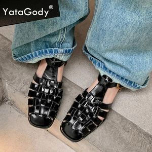 Chaussures décontractées Yatagody Taille 34-40 Femmes Gladiator Flats Sandales Real Le cuir tissé T-Staps épais talons bas
