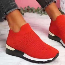 Chaussures décontractées Zapatillas Mujer 2024, baskets à plateforme en maille tendance, chaussettes Tenis Feminino respirantes, plates de sport pour femmes 058