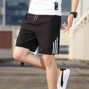 Casual shorts Heren Summer IceSilk Sport Leisure Five S losse broek Slim FastDrying Beach Pants 210322