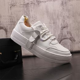 Casual sneakers Vintage Design Nieuw licht Ademend niet-slip lopende loafers witte mannen trouwjurk schoen 4624