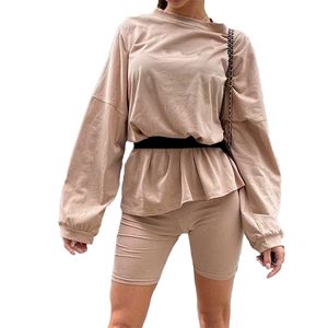 Casual Solid Women's Two Piece With Riem Zomer Mode Huis Effen Kleur Losse T-shirt met lange mouwen Shorts Vrouwelijke Playsuits 210508