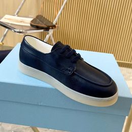 Casual dames plat merk mannen dames veterplatform massief kleuren comfort loafers femel designer merk hardloper slip op schoenen schoeisel schoenen